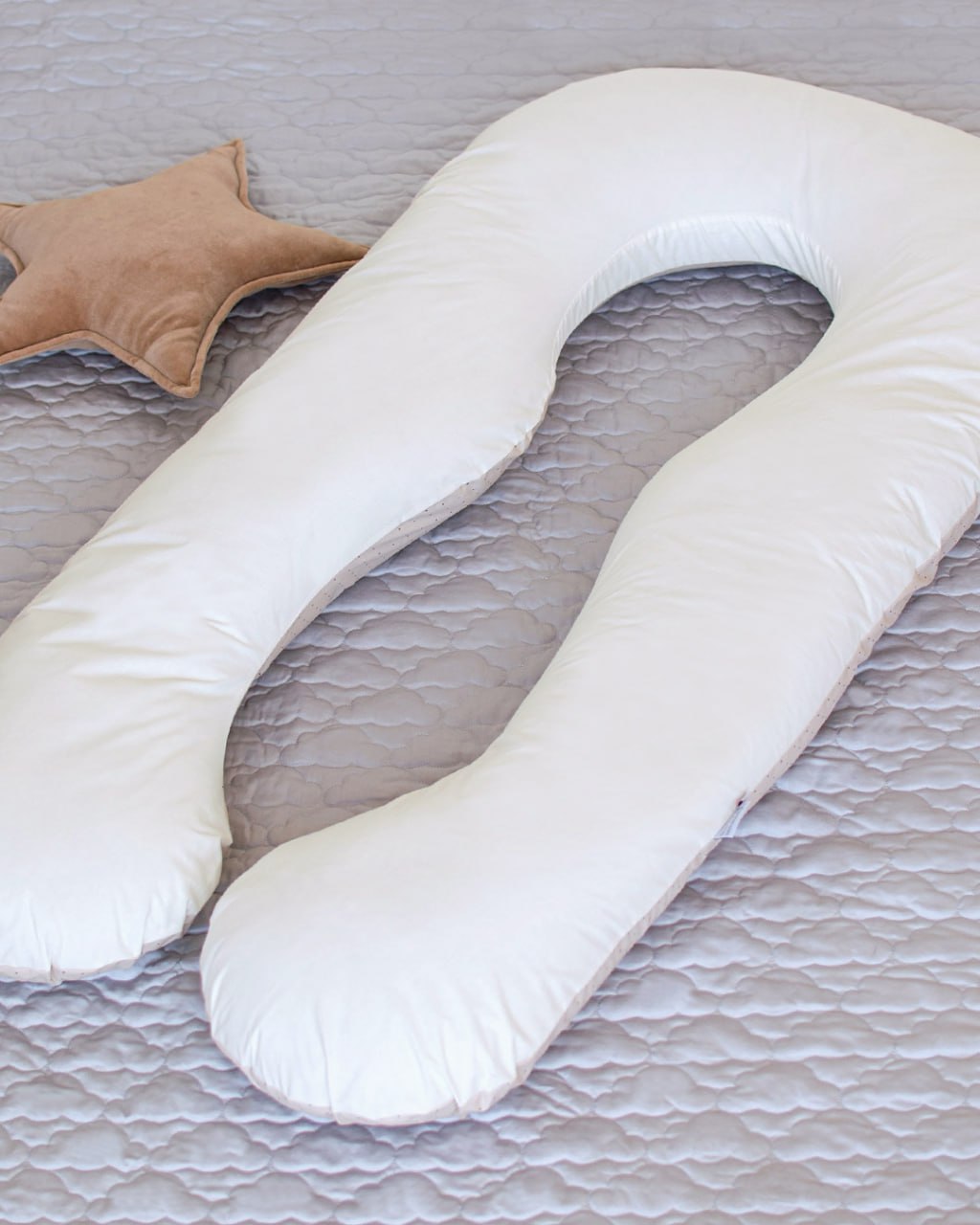 Подушка для вагітних П-подібна Бебі Верес ''Бежева в крапочки'' (140*75*15)